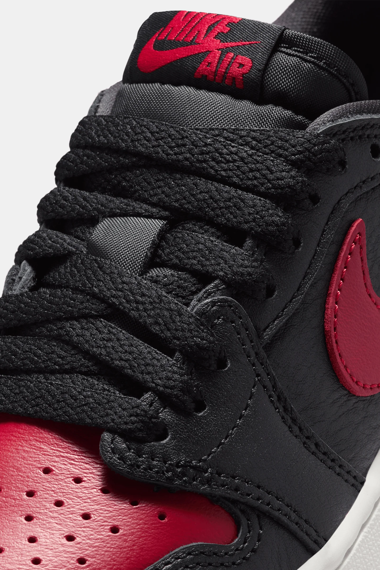 Air Jordan 1 Low Retro OG "Banned" (GS) - Image 6
