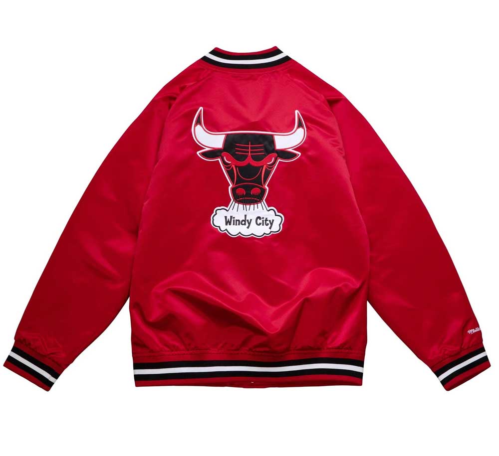 CHICAGO BULLS DOUBLE CLUTCH LIGHTWEIGHT SATIN JACKET - Image 2