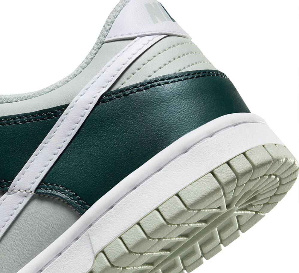 NIKE DUNK LOW (GS) - Image 6
