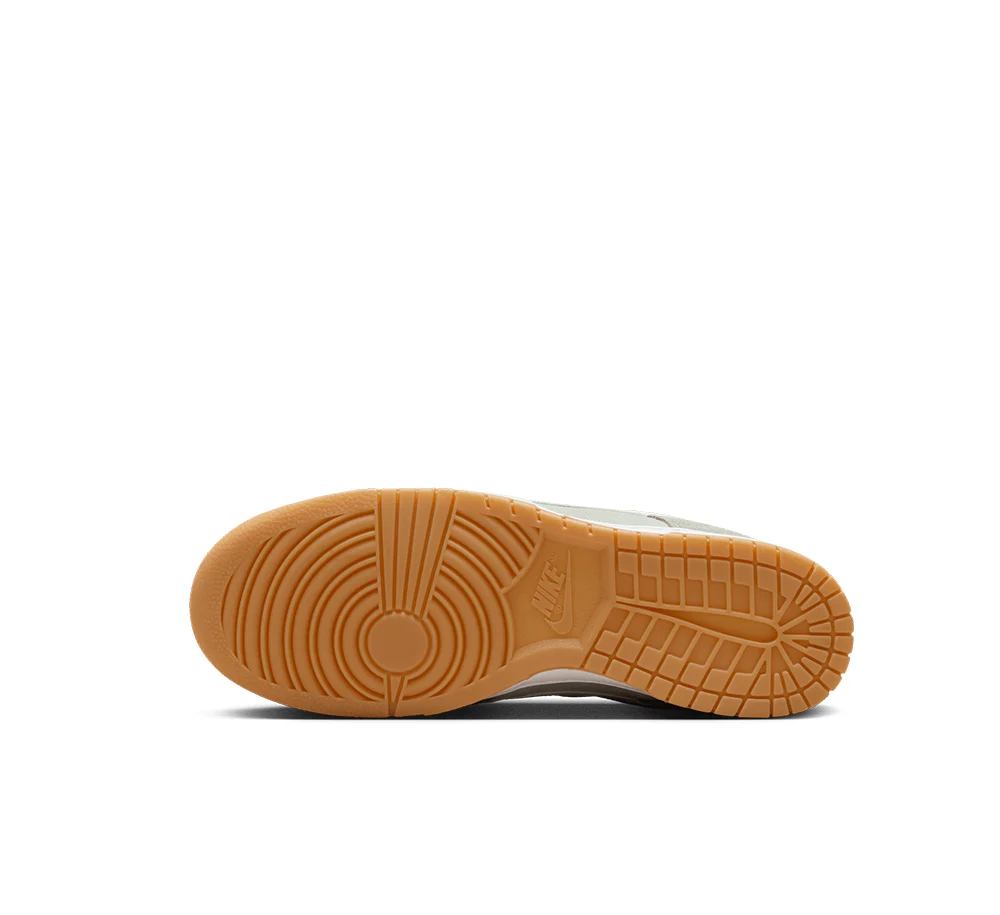 Nike Dunk Low Retro SE - Image 3