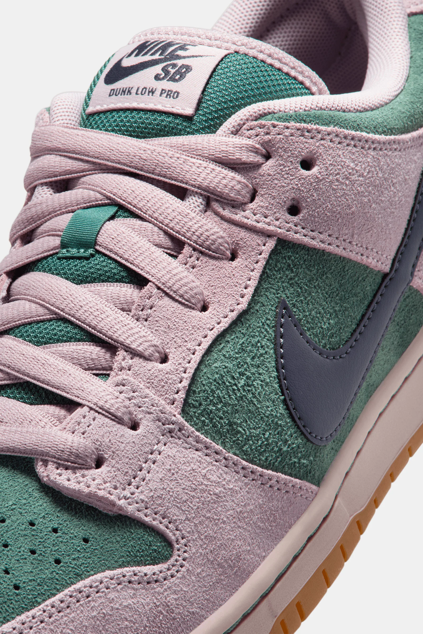 Nike SB Dunk Low Pro - Image 6