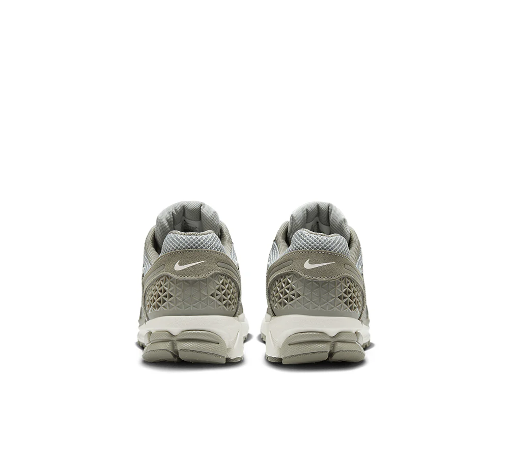 Nike Zoom Vomero 5 - Image 4