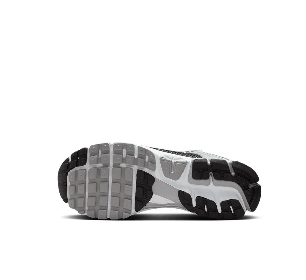 Nike Zoom Vomero 5 - Image 3