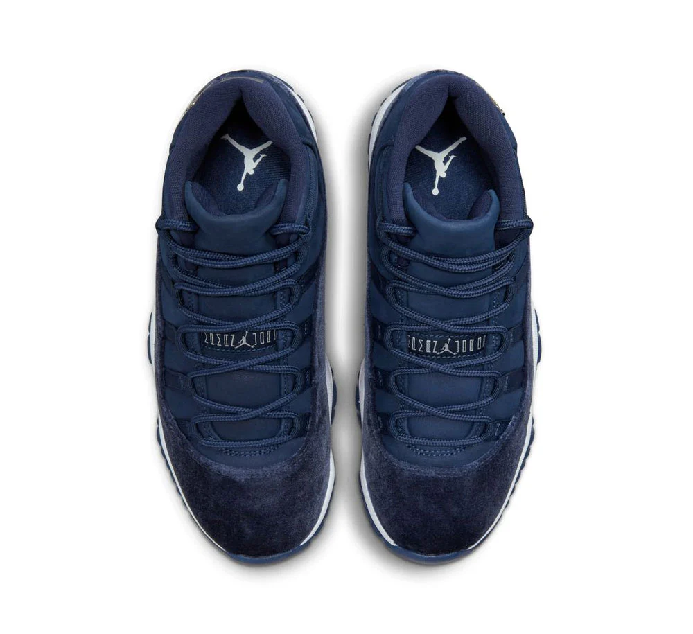 WOMEN'S AIR JORDAN 11 RETRO - Image 3