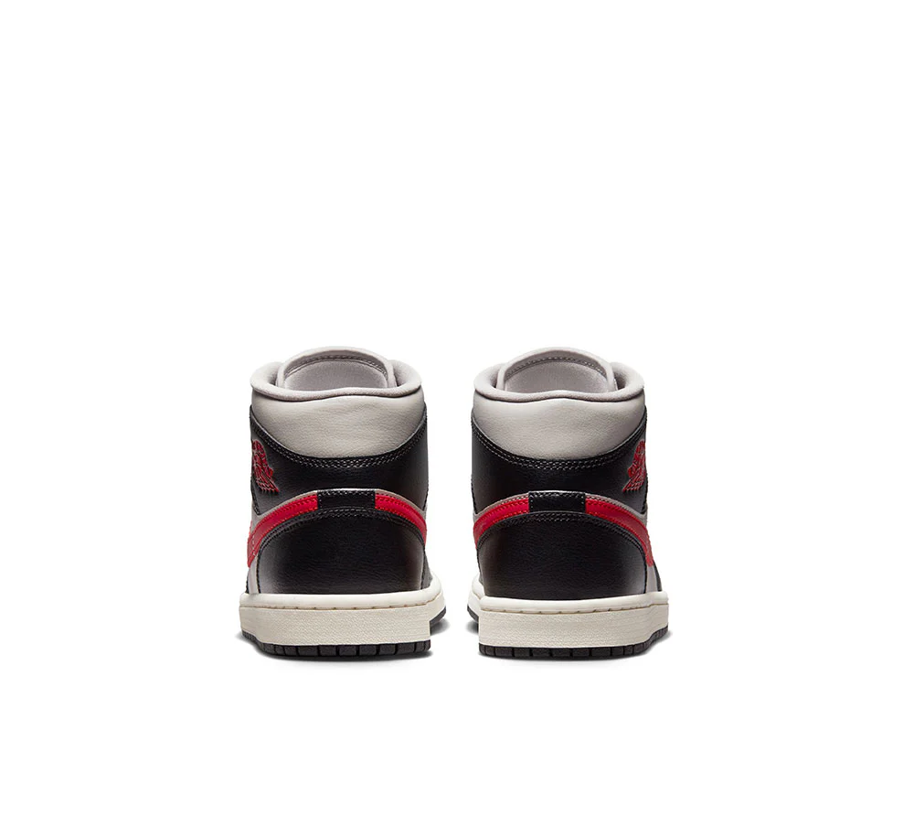 WMNS AIR JORDAN 1 MID - Image 4