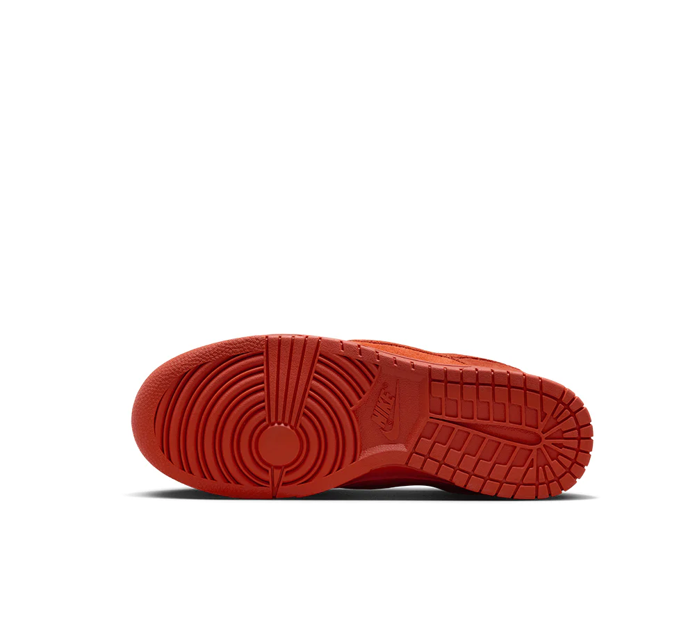 Women's Nike Dunk Low SE - Image 3